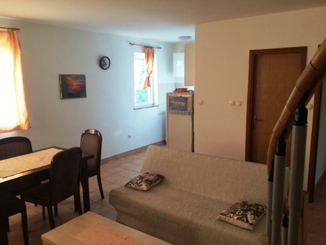 Appartamento Apartman Supetarska Draga Esterno foto