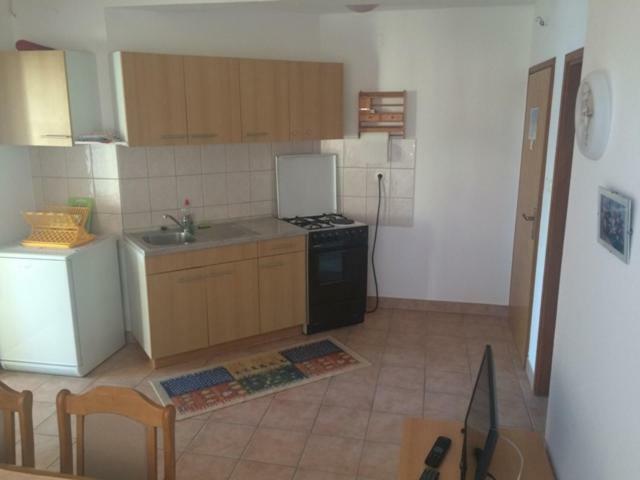 Appartamento Apartman Supetarska Draga Esterno foto