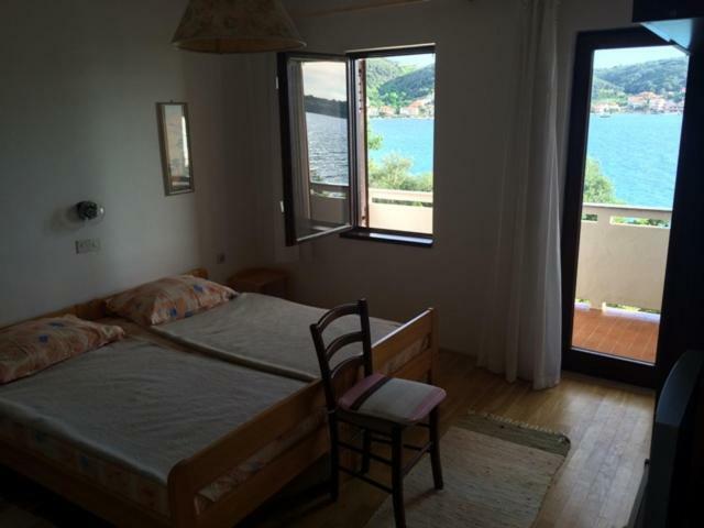 Apartman Supetarska Draga Esterno foto
